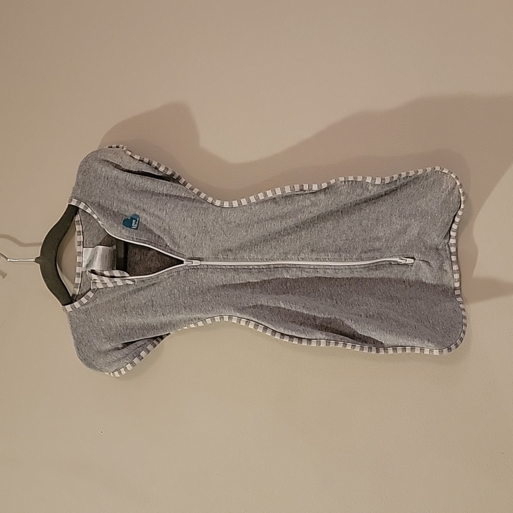 Love to dream swaddle small 8-13 pounds
